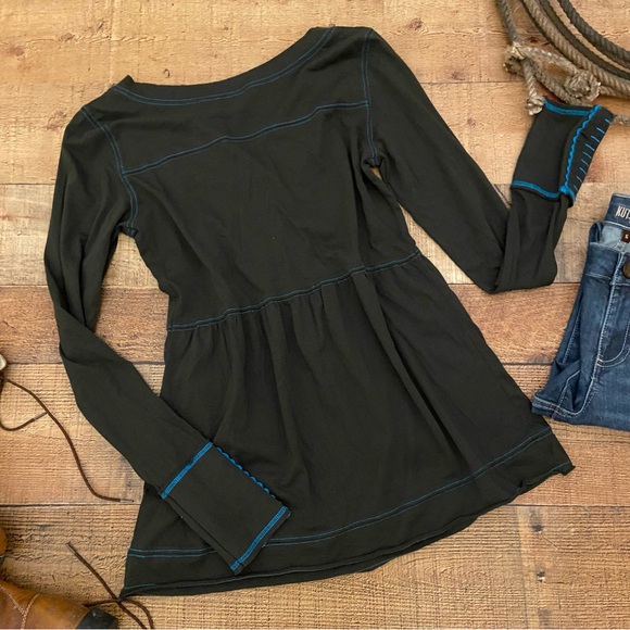 CRUEL Dark Green Top, Rhinestone Buttons, Blue Reverse Stitching - Picture 7 of 11